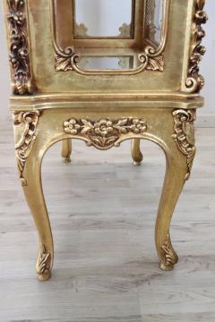 Italian Baroque Style Carved and Gilded Wood Elegant Vitrine - 4209487