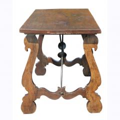 Italian Baroque Style Walnut Table - 3802968