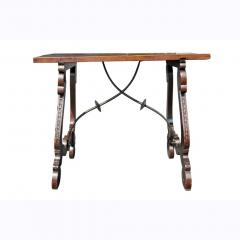 Italian Baroque Style Walnut Table - 3802970