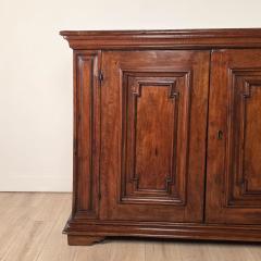 Italian Baroque Walnut Cabinet Buffet Sideboard circa 1760 - 4817702