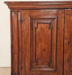 Italian Baroque Walnut Cabinet Buffet Sideboard circa 1760 - 4817705