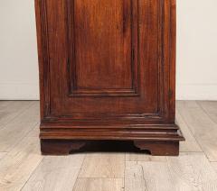 Italian Baroque Walnut Cabinet Buffet Sideboard circa 1760 - 4817723