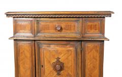 Italian Baroque Walnut Credenza - 4723340