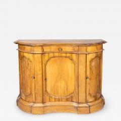 Italian Baroque Walnut Credenza - 4811287