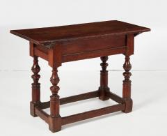Italian Baroque Walnut Table - 3604289
