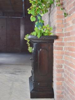 Italian Bolognese late 16th early 17th Century Baroque Walnut Credenza - 1972857