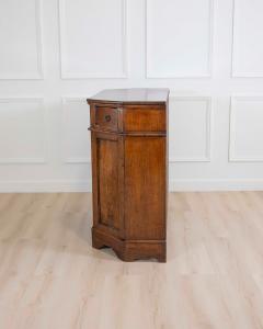 Italian Early 19th Century Chestnut Wood Sideboard - 4611909
