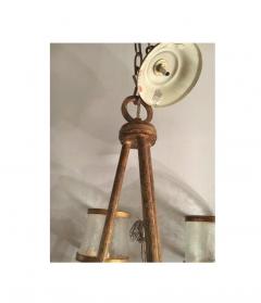 Italian Gilt Metal and Crystal Chandelier with Glass Shades - 2950269