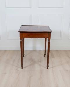 Italian Late 18th Century Neoclassical Walnut Desk with Fruitwood Marquetry - 4593559