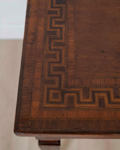Italian Late 18th Century Tuscan Walnut Inlaid Table - 4611838