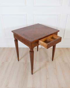 Italian Late 18th Century Tuscan Walnut Inlaid Table - 4611848