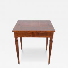 Italian Late 18th Century Tuscan Walnut Inlaid Table - 4614308