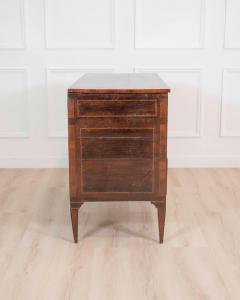 Italian Late 18th Early 19th Century Rosewood and Amaranth Chest of Drawers - 4577652