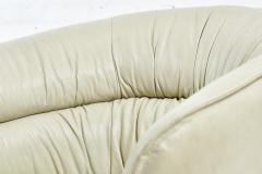 Italian Leather Barrell Lounge Chairs 1980 - 2123947