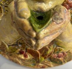 Italian Majolica porcelain round wall plaque with a cupid hold hands in front of - 4661426