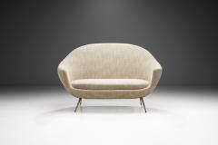 Italian Mid Century Modern Upholstered Sofa with Metal Legs Italy 1950s - 3180050