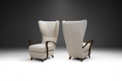 Italian Mid Century Modern Wingback Chairs in Boucl Italy 1950s - 3309034