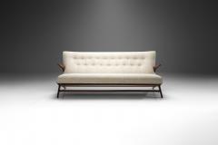 Italian Mid Century Sofa with Sculptrual Legs Italy 1950s - 2330775