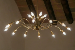 Italian Mid Century Sputnik Eighteen Arms Gold Color Chandelier 1950s - 2601769
