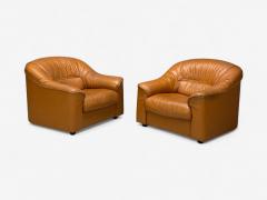 Italian Modern Cognac Leather Large Lounge Chairs Italy 1970s - 4306855