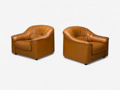 Italian Modern Cognac Leather Large Lounge Chairs Italy 1970s - 4306857