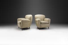 Italian Modern Upholstered Armchairs with Tapered Feet Italy ca 1950s - 2958770
