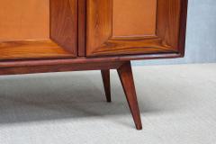 Italian Modern Walnut and Leather Sideboard with Undulating Cornice 1950s - 4616299