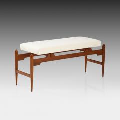 Italian Modernist Bench in Ivory Boucl  - 3216240