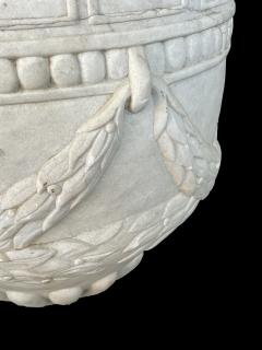 Italian Neoclassical Style Carved Marble Urn after the Antique - 4647477