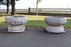 Italian Outdoor and Garden Pair of Vases in White Hand Carved Carrara Marble - 3728091