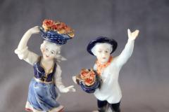 Italian Porcelain Set of 2 Figurines by Capodimonte - 3518812