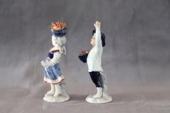 Italian Porcelain Set of 2 Figurines by Capodimonte - 3518815