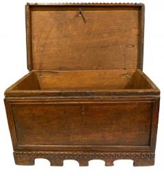 Italian Renaissance Walnut Box - 4130152