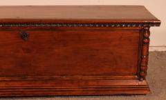 Italian Renaissance Walnut Chest 16 Century - 3159512