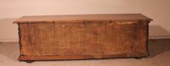 Italian Renaissance Walnut Chest 16 Century - 3159517