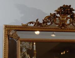 Italian Rococo Style 19th Century Giltwood Pareclose Mirror with Carved Crest - 3415066