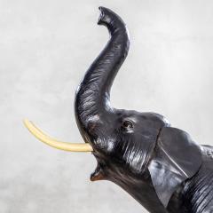 Italian School Italian Sculpture Elephant in Papier Mache and Faux Leather 60s - 2518951