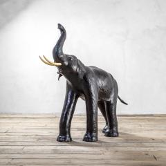 Italian School Italian Sculpture Elephant in Papier Mache and Faux Leather 60s - 2518957