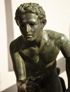 Italian School Nude Male Runner Classical Bronze After the Antique - 1206024