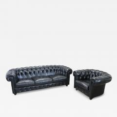 Italian Sofa and Armchair in the Style of Chesterfield circa 1980s - 4090624