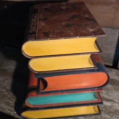 Italian Trompe lOeil Tole Painted Liddedv End Table 1940 50s - 4348821