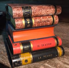 Italian Trompe lOeil Tole Painted Liddedv End Table 1940 50s - 4348823