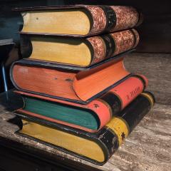 Italian Trompe lOeil Tole Painted Liddedv End Table 1940 50s - 4348824