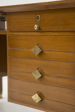 Italian Vintage Desk in Walnut wood brass and glass - 2633756