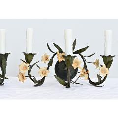 Italian Vintage Pair of Tole Floral Wall Sconces - 4690505