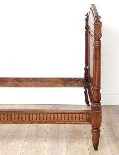 Italian Walnut Daybed circa 1820 - 4211191