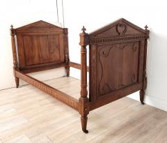 Italian Walnut Daybed circa 1820 - 4211192