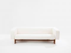 Italian brutalist sofa solid walnut and white chenille velvet 1960s - 4341511