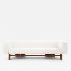 Italian brutalist sofa solid walnut and white chenille velvet 1960s - 4344233