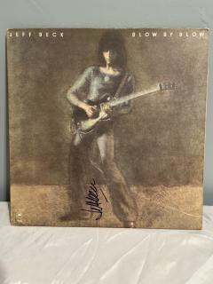 JEFF BECK BLOW BY BLOW AUTOGRAPHED ALBUM - 4003648